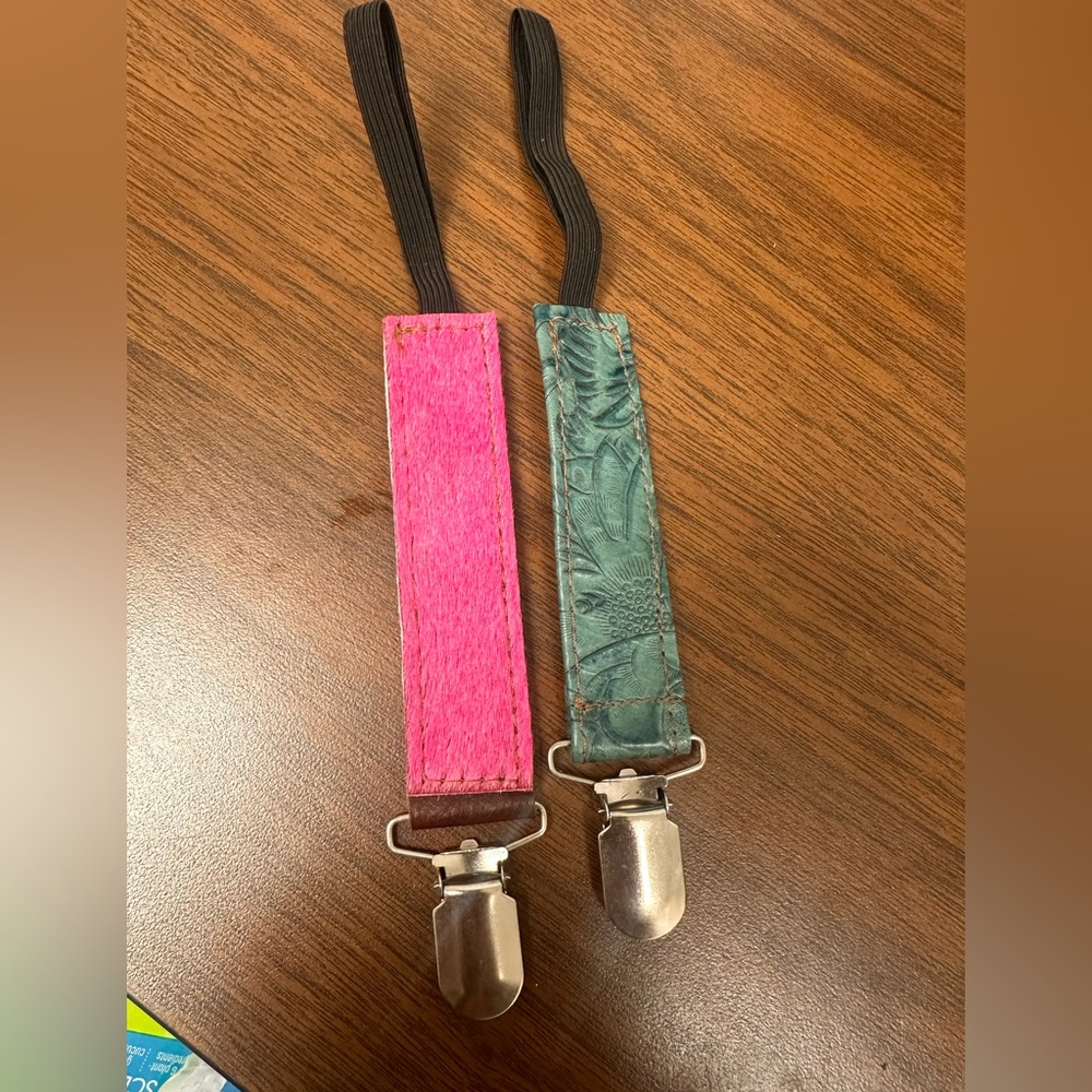 Pacifier Clips